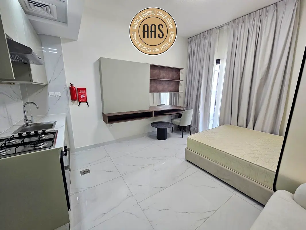 Well-Located Unfurnished One BHK With Balcony | Near Garden Metro Station